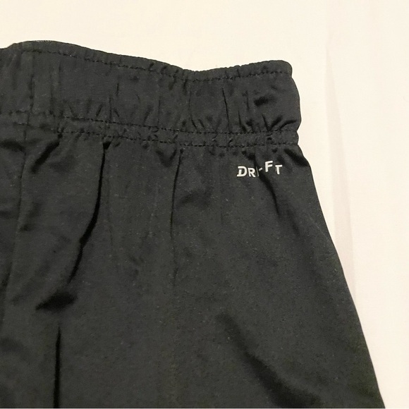 Nike Dri Fit Kids Shorts Boys XS Activewear - Picture 8 of 12
